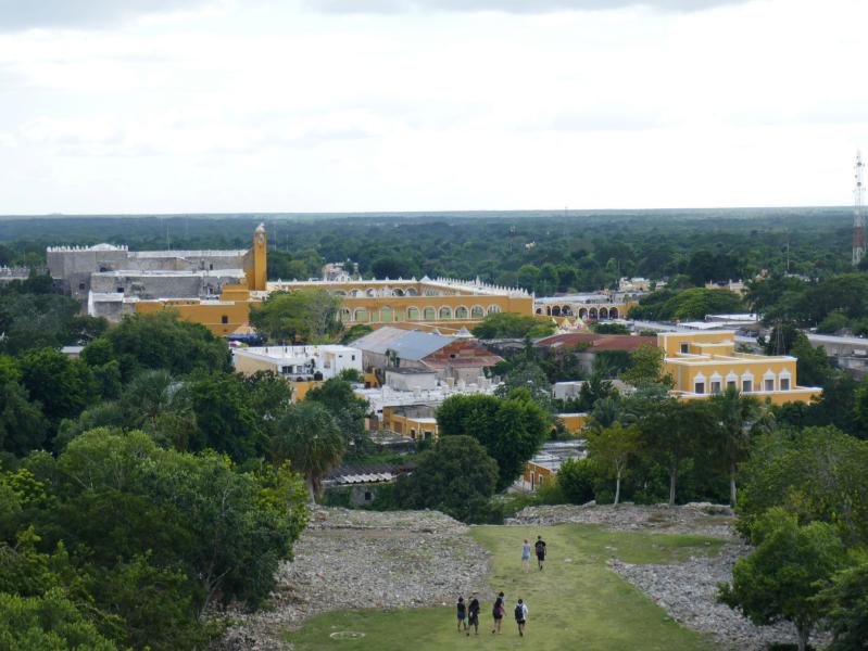 Photos yucatan izamal vue du ciel Quel site Maya visiter au Yucatan ?